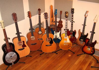 Guitar collection tracking room